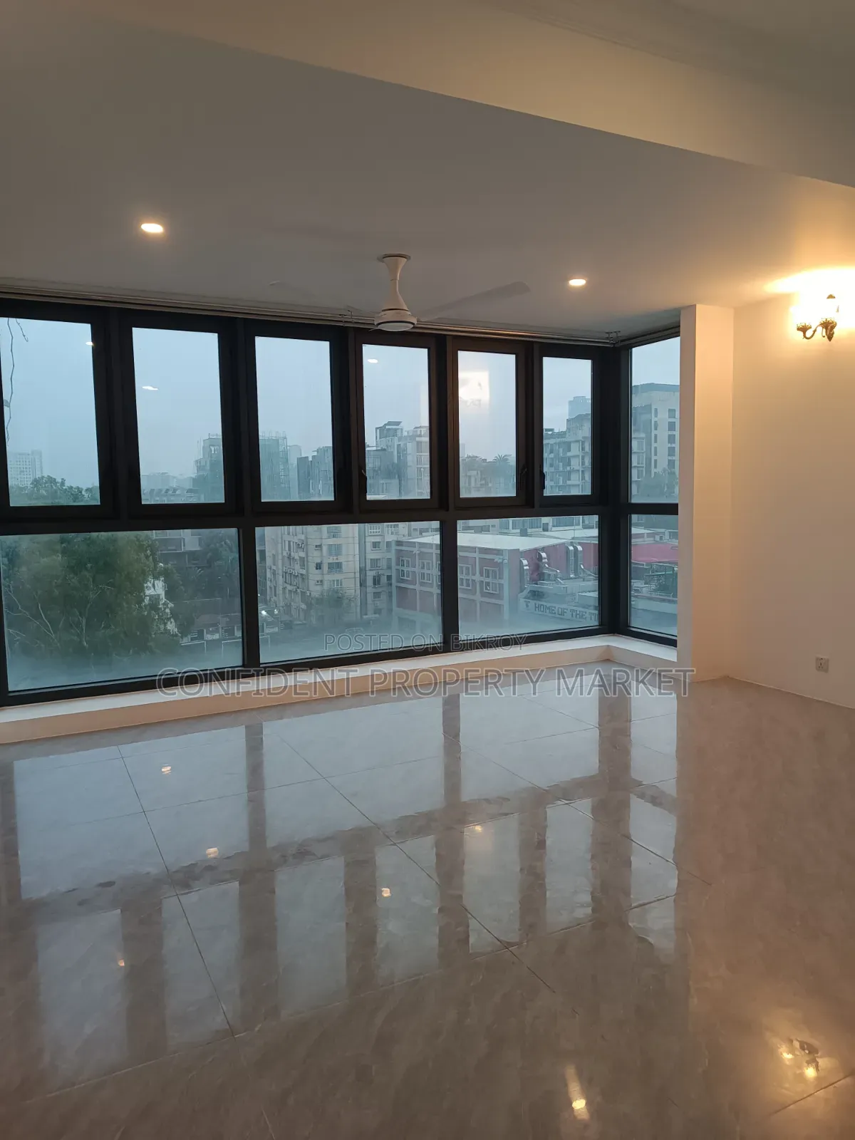 Furnished 4-bedroom Apartment in Baridhara for rent in Baridhara