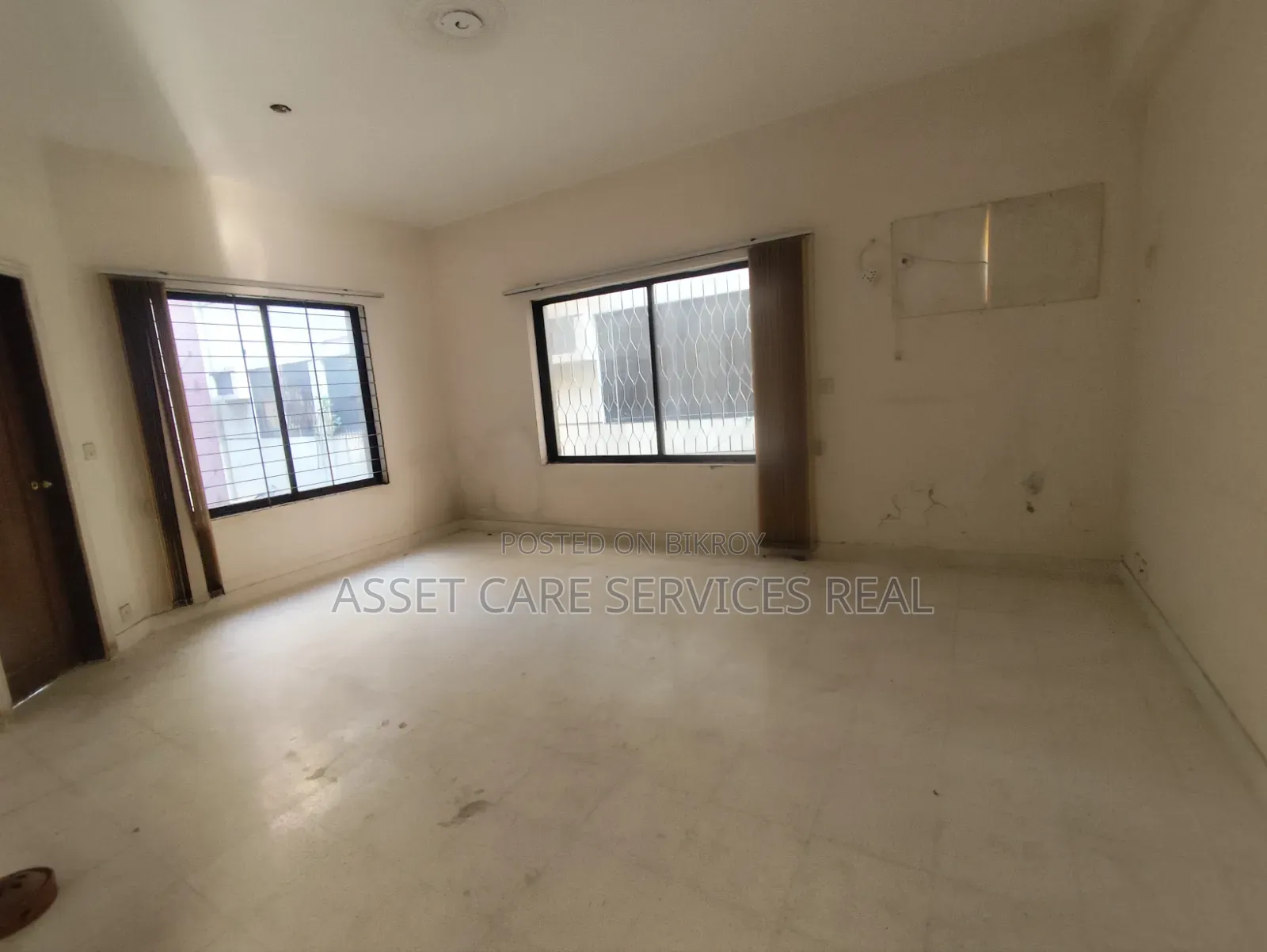 2200-SQFT Office Space Rent Baridhara Diplomatic Zone in Baridhara