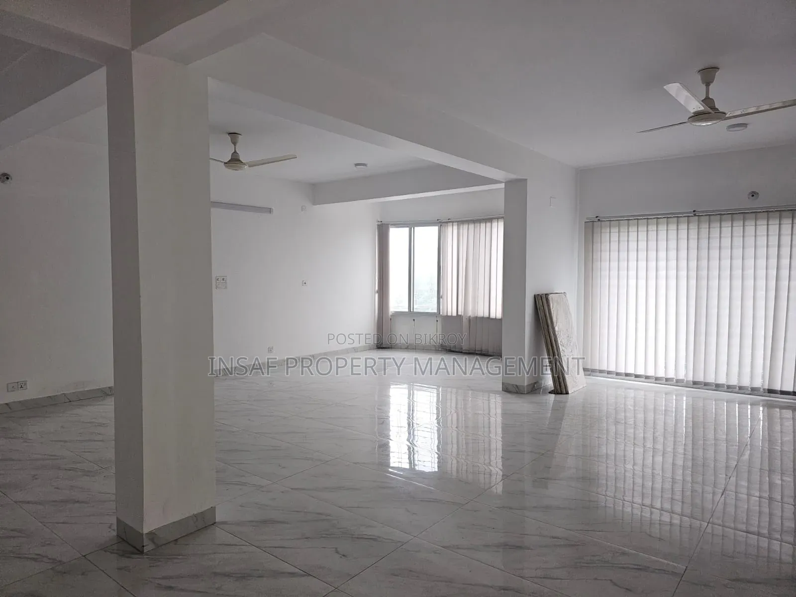 2500 Sqft Office Space for Rent in Gulshan with Nice View in Gulshan