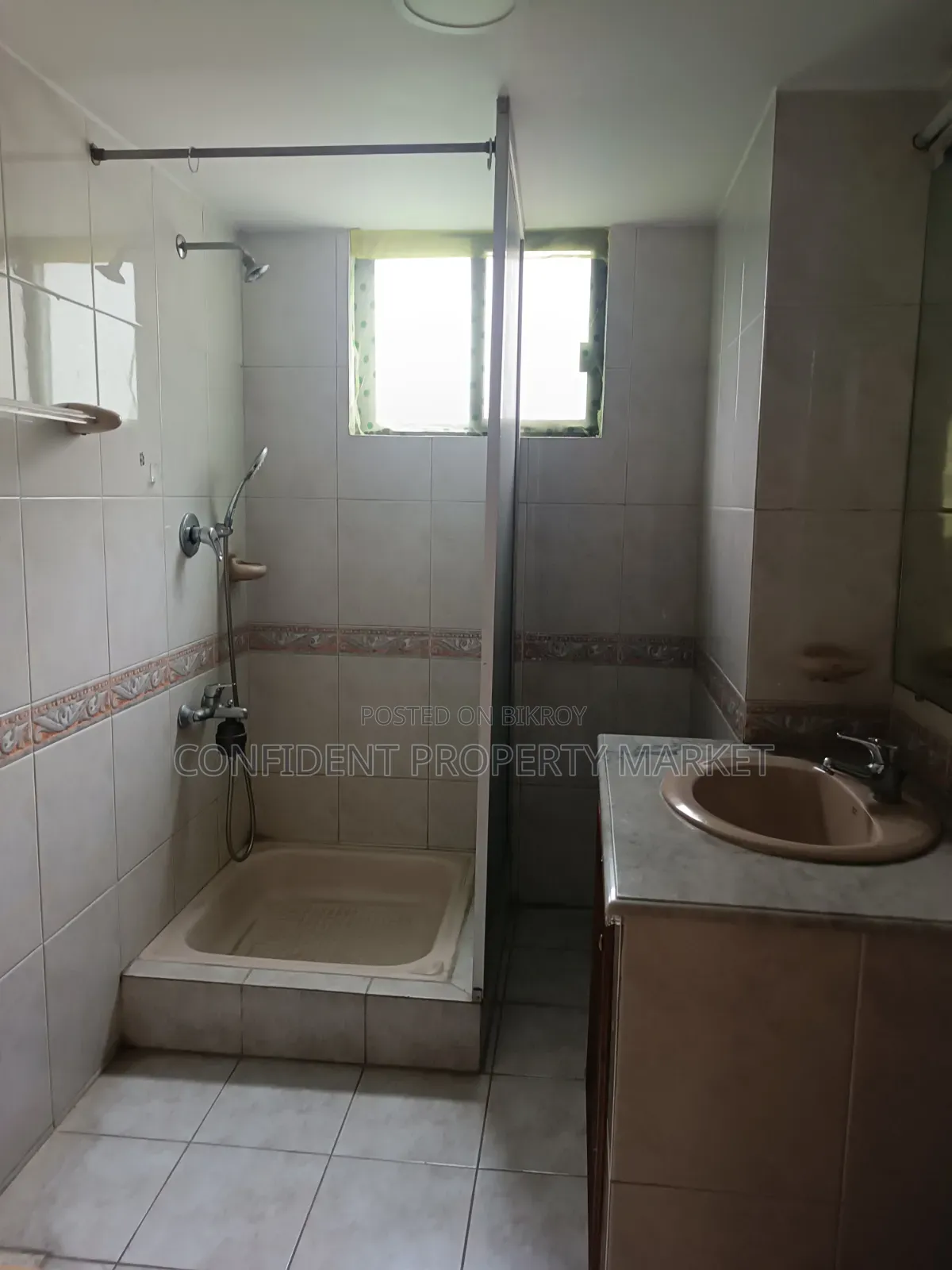 Furnished 4-bedroom Apartment in Baridhara for Rent in Baridhara