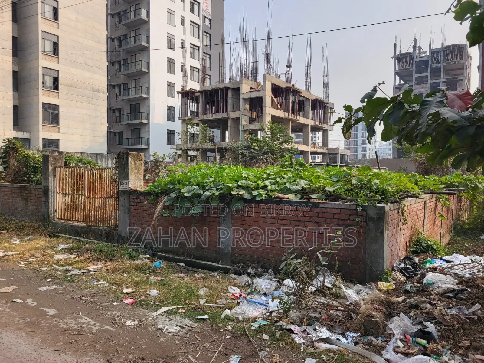 I Block 10 Katha South Facing Plot For Sale in Basundhara