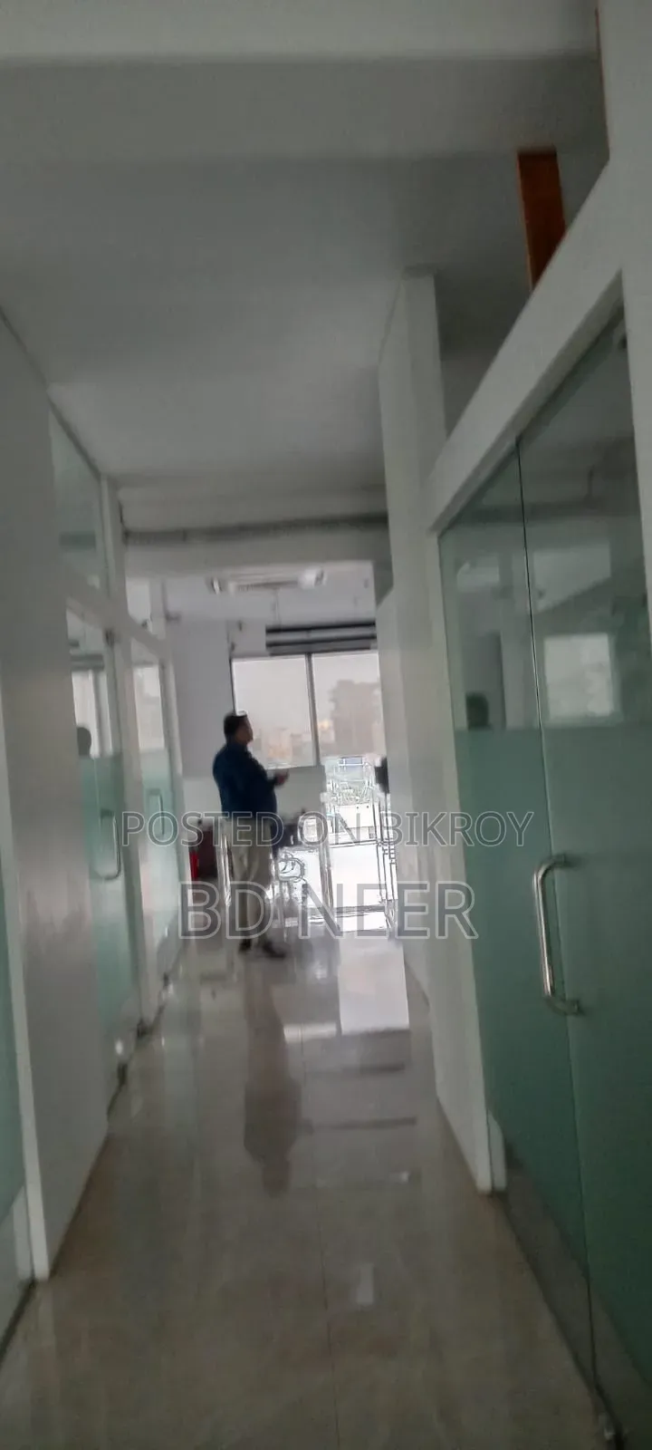 3400 Sq Ft Commercial Open Space for Rent in Gulshan-2 in Gulshan