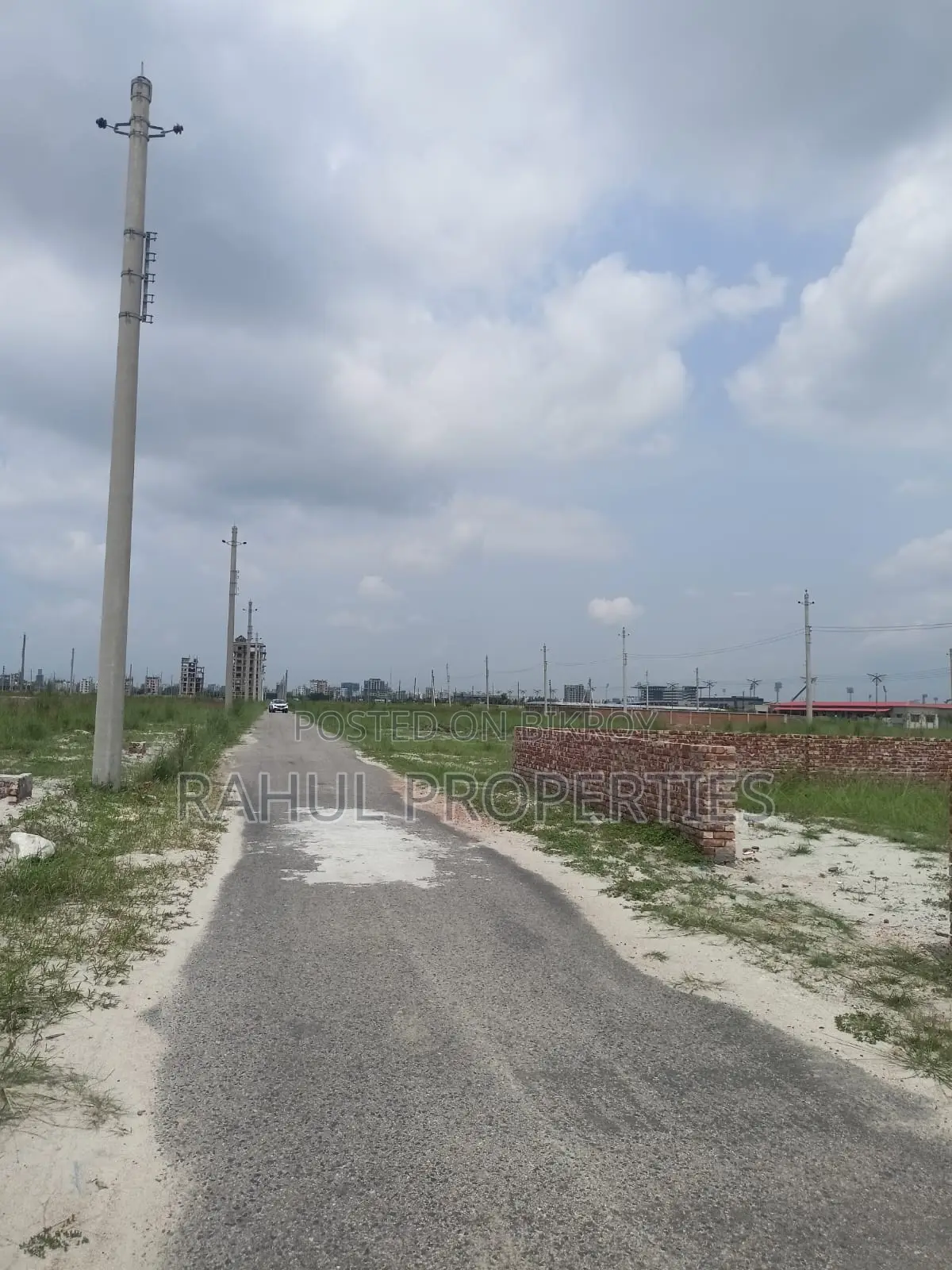 Land for Sale in P Block, South, Bashundhara in Basundhara