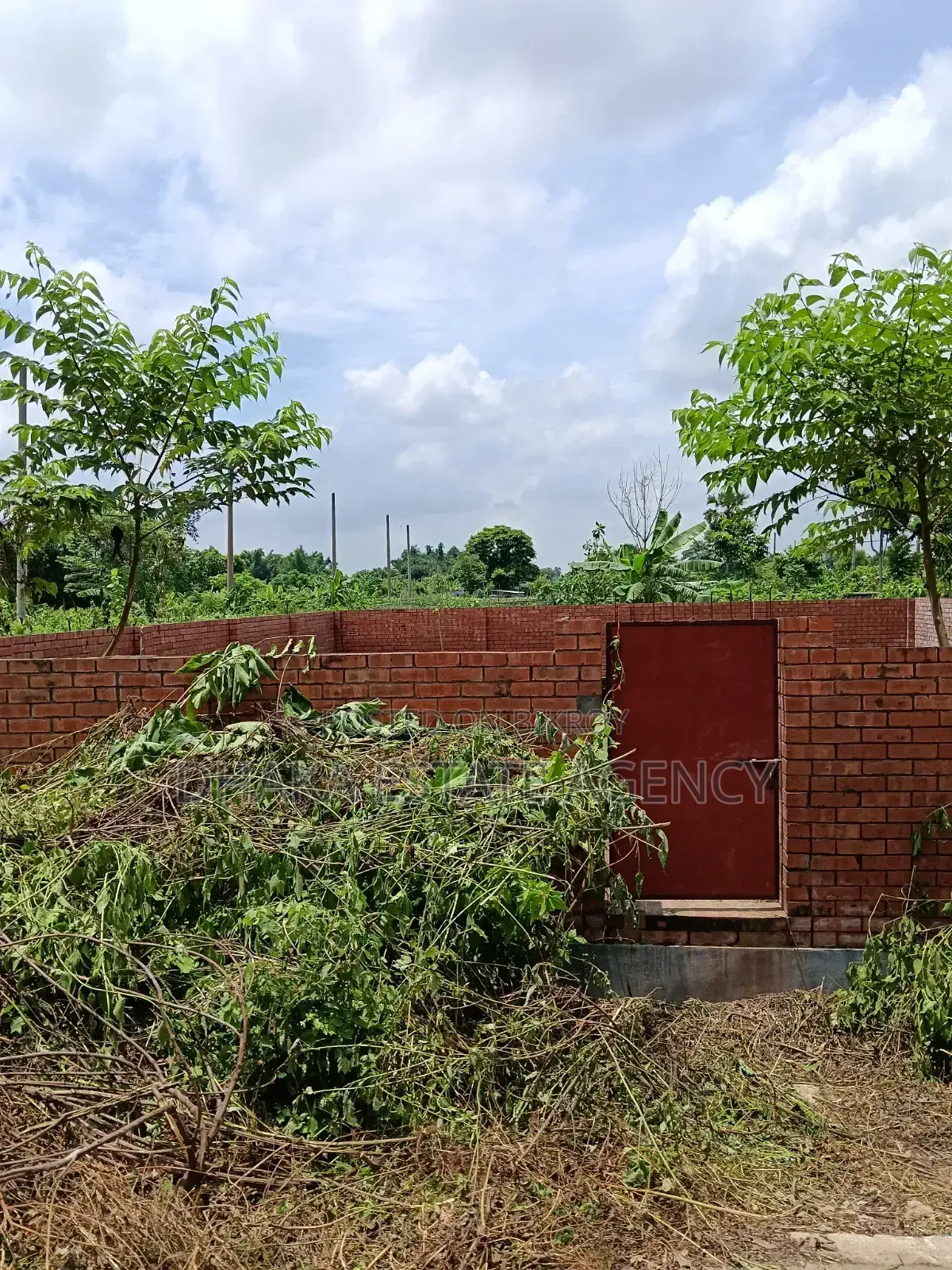 Block-N, North Face 4 Katha Plot Sale in Basundhara