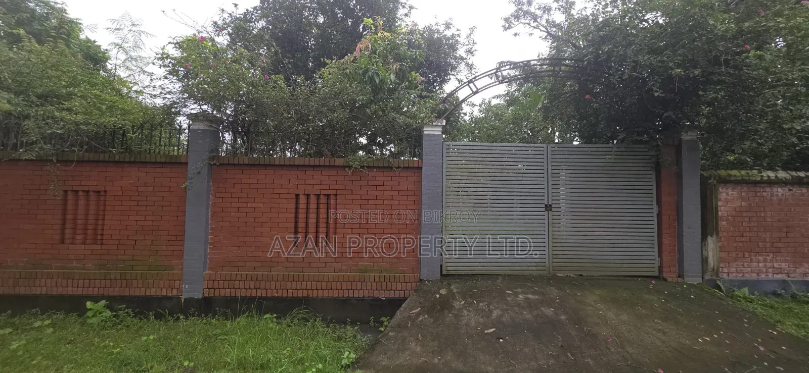 South-facing 5 Katha plot for sale at an affordable price in RAJUK Purbachal in Purbachal