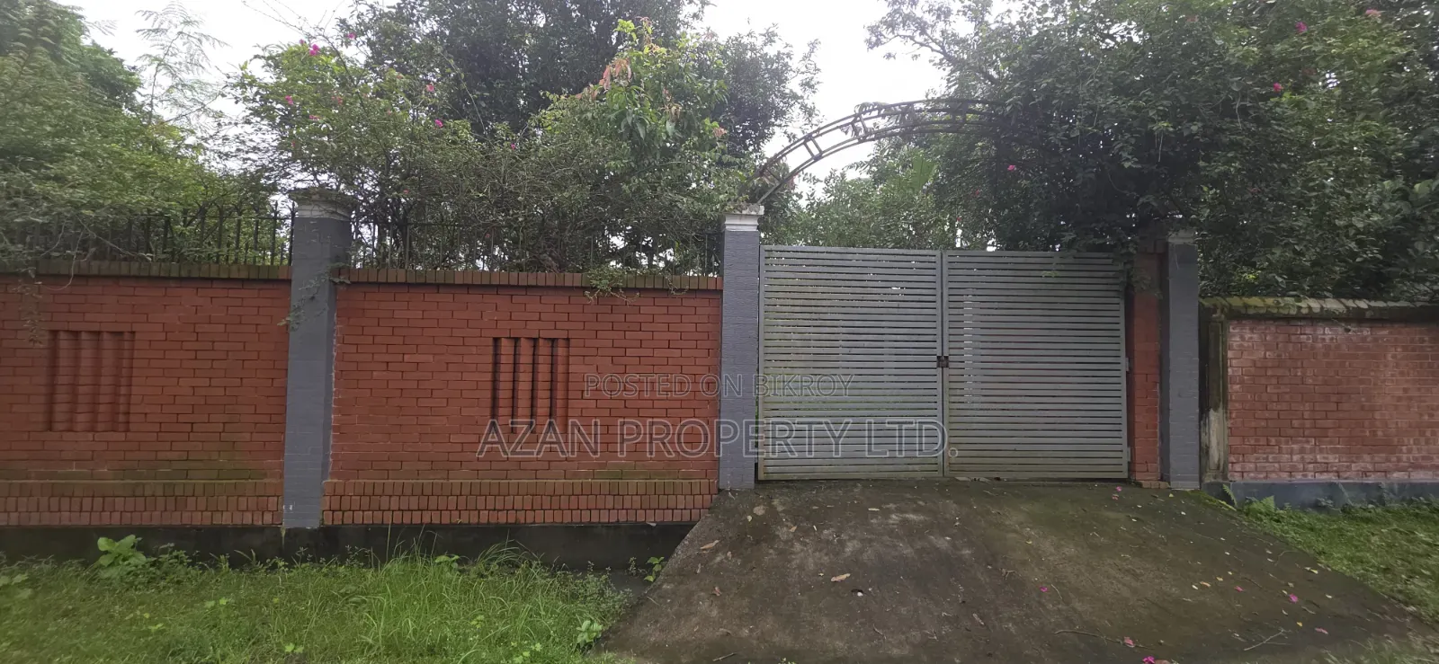 South-facing 5 Katha plot for sale at an affordable price in RAJUK Purbachal in Purbachal