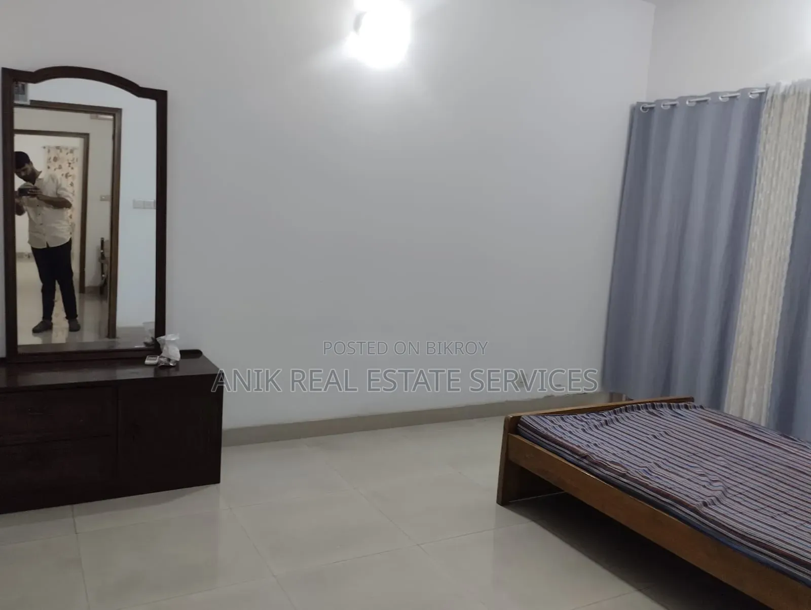 Furnished 3-bedroom Apartment in Anik Real Estate, Gulshan for Rent in Gulshan