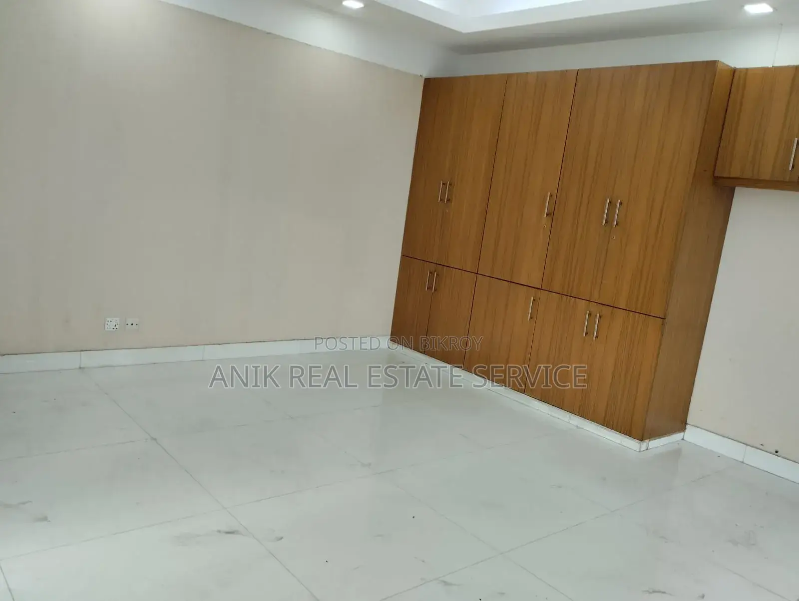 4-Bedroom Apartment in Anik Real Estate, Gulshan for Rent in Gulshan