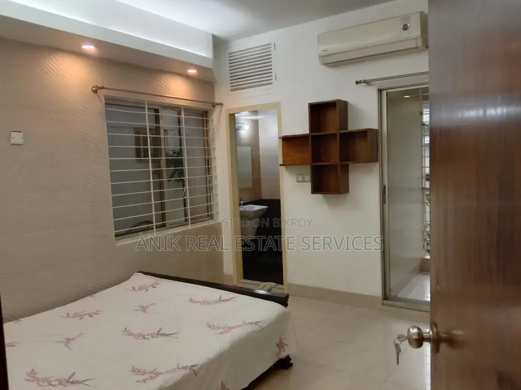 Furnished 3-bedroom Apartment in Anik Real Estate, Gulshan for Rent in Gulshan