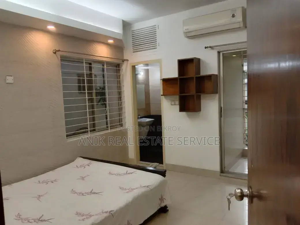 Furnished 3-bedroom Apartment in Anik Real Estate, Gulshan for Rent in Gulshan