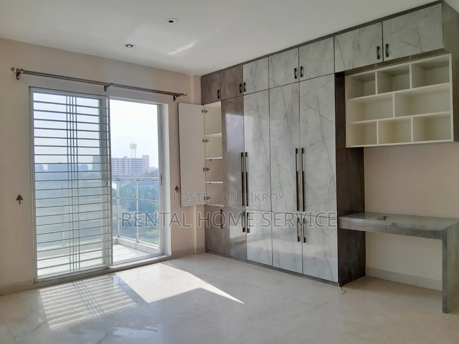 4-bedroom Apartment in Swmi Furnished for Rent in Gulshan