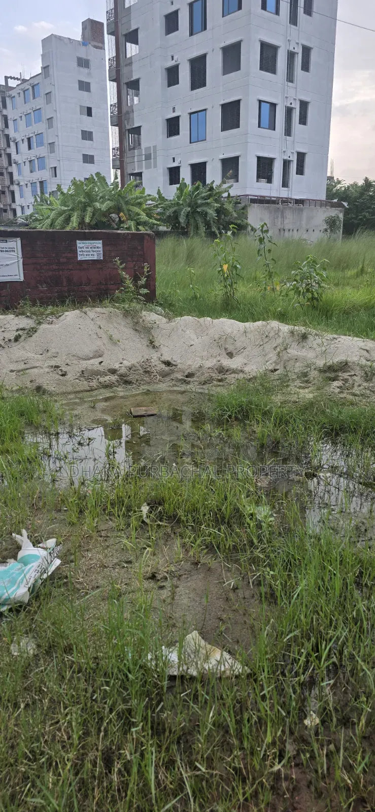 Uttara 3rd Phase 60' Wide Road 3 Katha Plot in Uttara