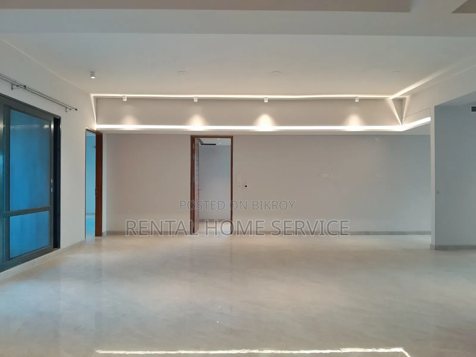 4-Bedroom Apartment in Semi-Furnished for Rent in Gulshan