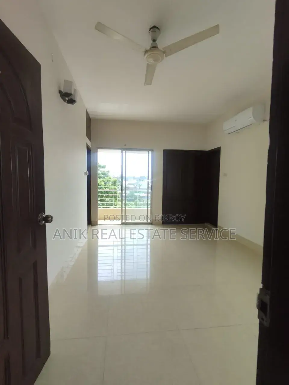 2000 Square Feet Office Space for Rent in Gulshan 1 in Gulshan