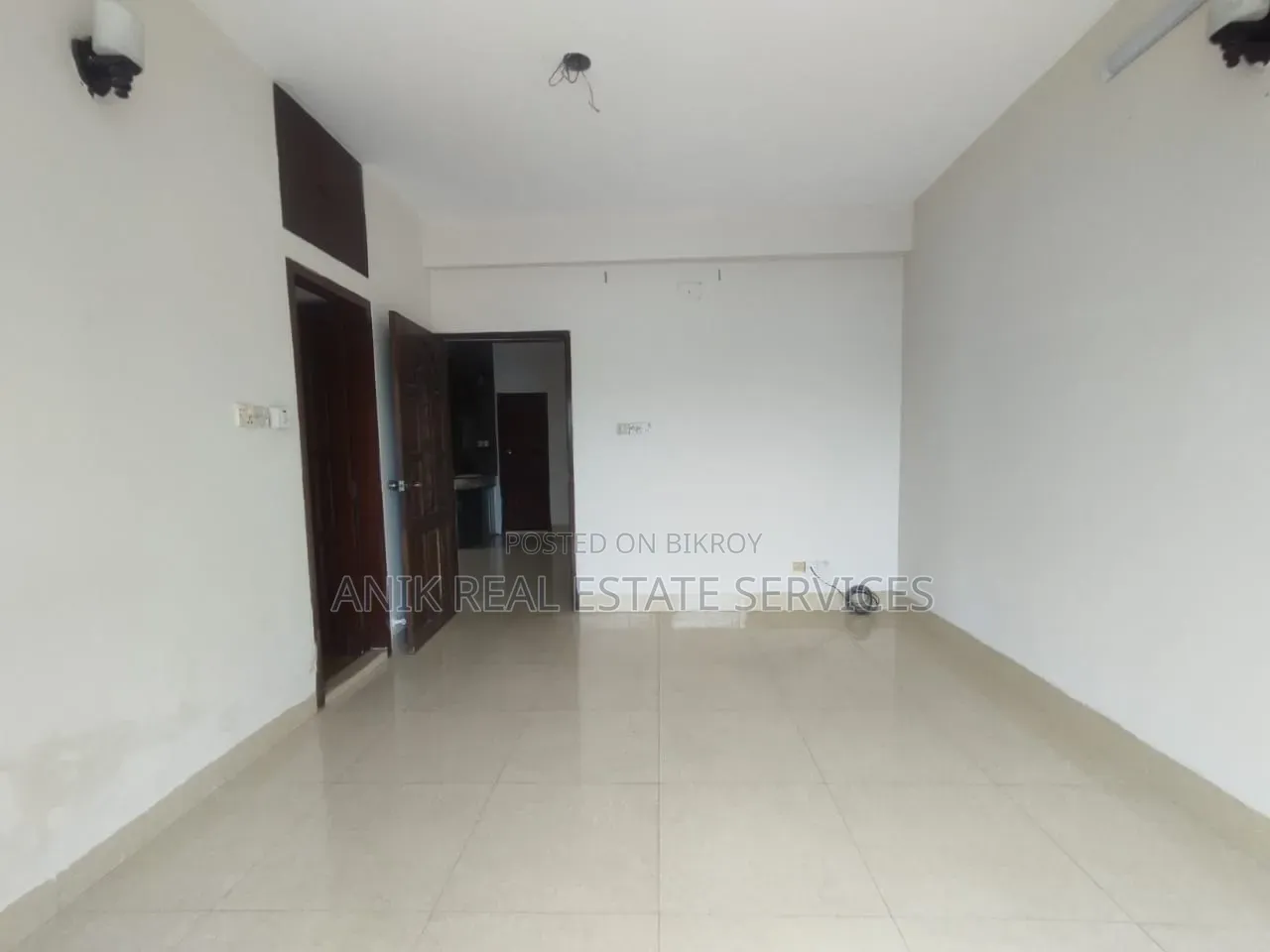 2000 Square Feet Office Space for Rent in Gulshan 1 in Gulshan