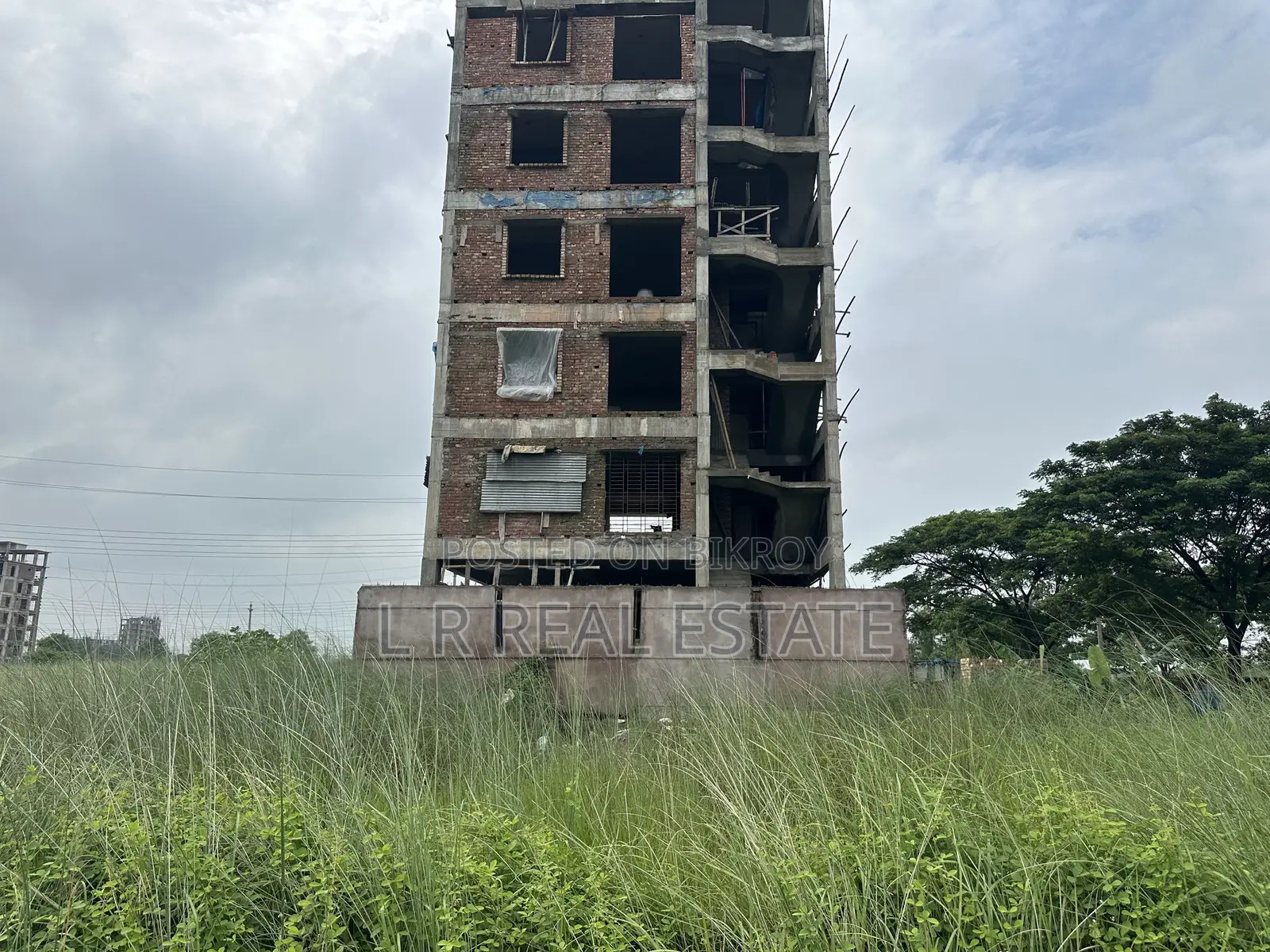 N-Block, 3 Katha, East Face, Near Bazar Protidin, Bashundhara in Basundhara