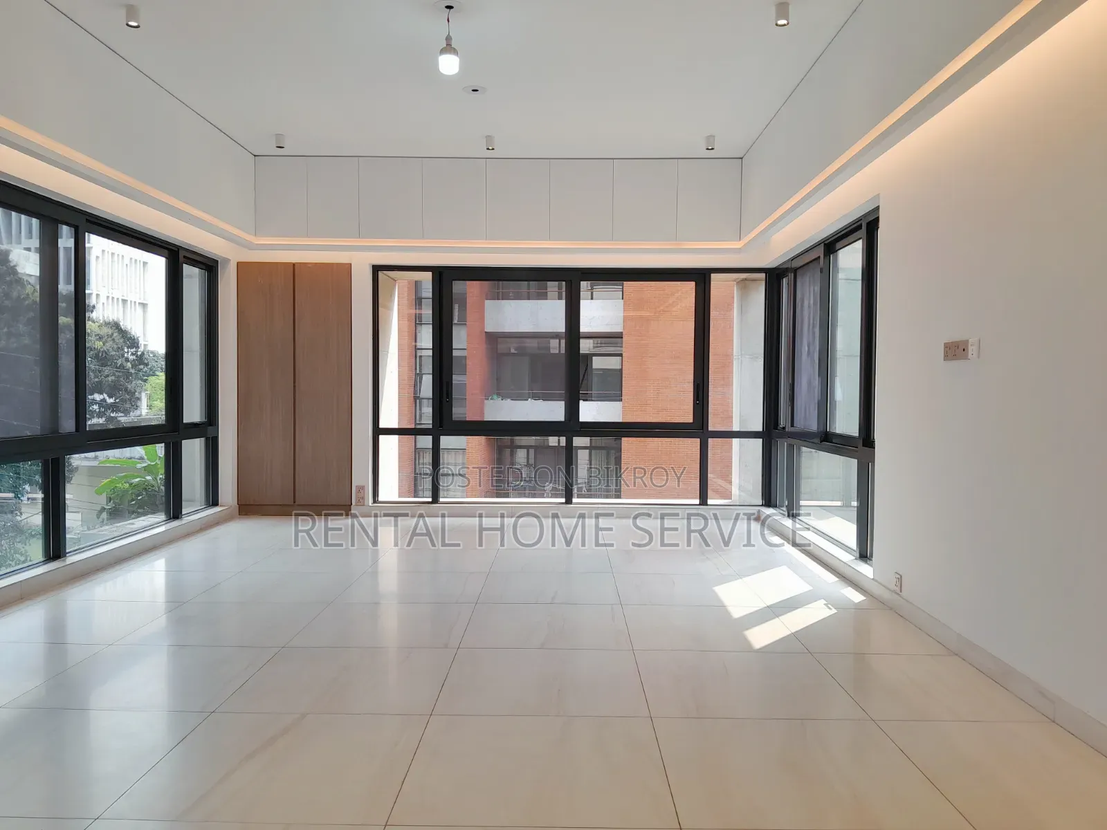 4-Bedroom Apartment in Semi-Furnished for Rent in Gulshan