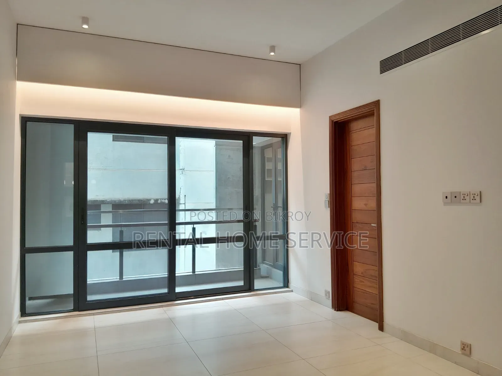 4-Bedroom Apartment in Semi-Furnished for Rent in Gulshan