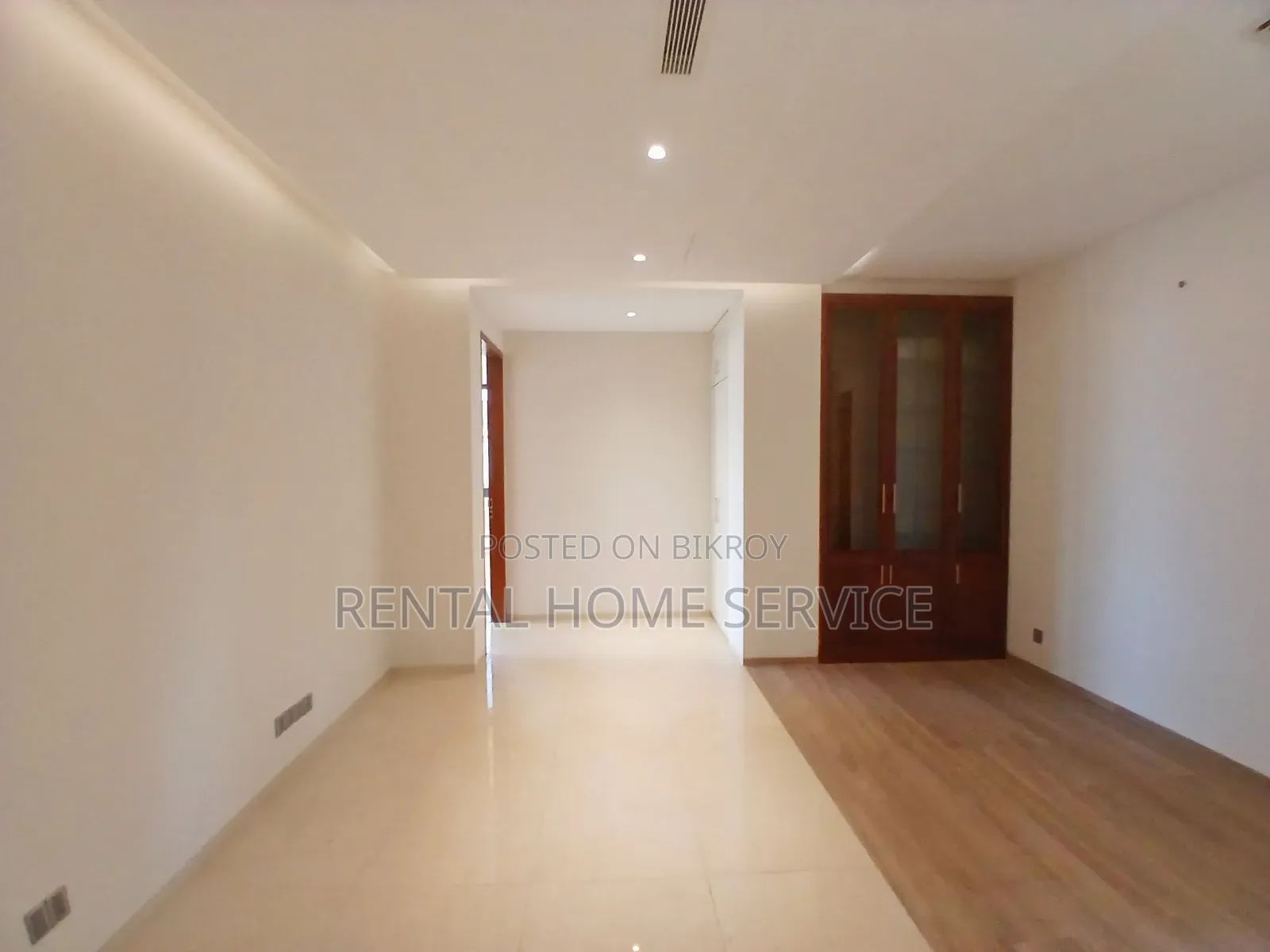 4-Bedroom Apartment in Semi-Furnished for Rent in Gulshan