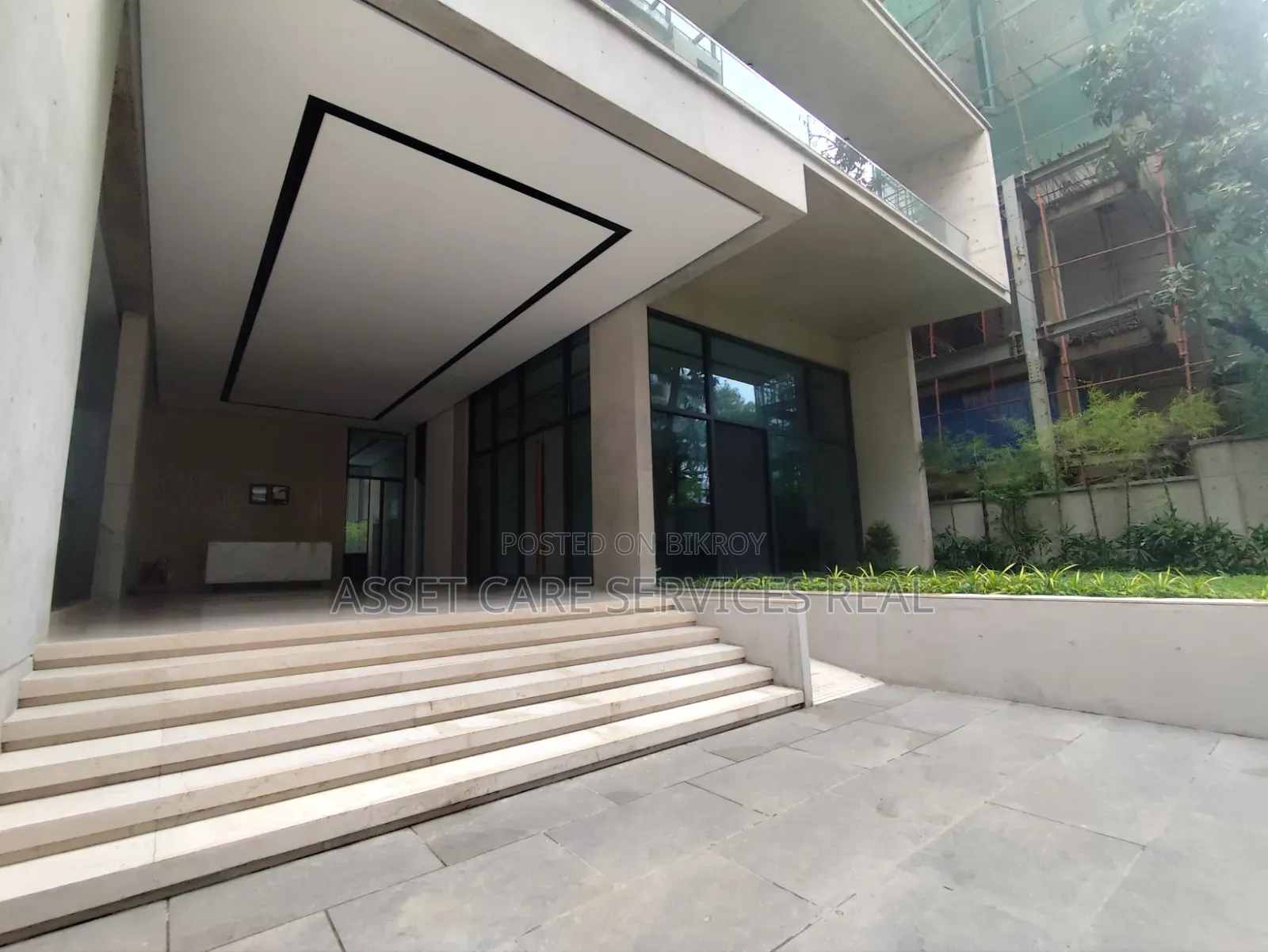 7-bedroom Penthouse in Baridhara for Rent in Baridhara