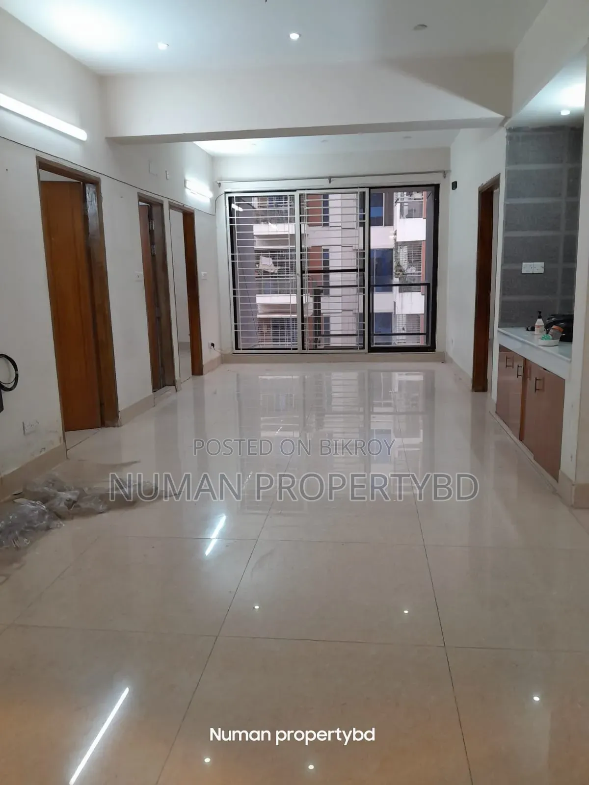4bdrm Apartment in Numan Property Bd, Basundhara for Rent in Basundhara
