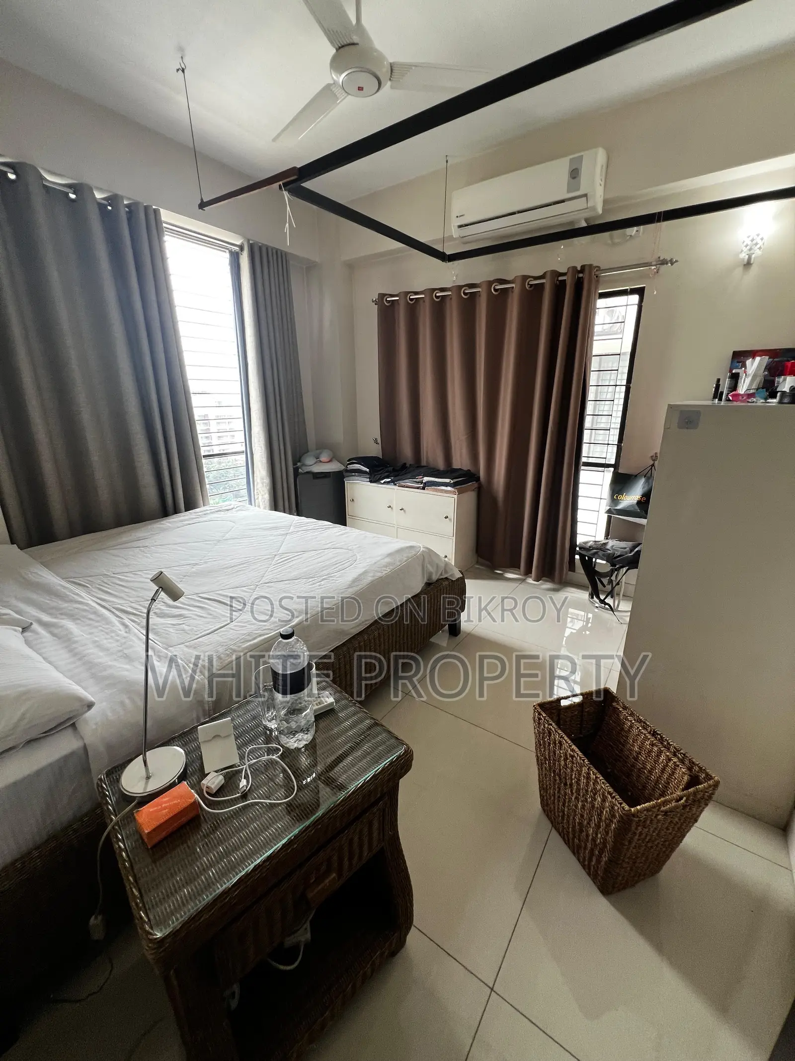4-bedroom Apartment in White Property, Gulshan for sale in Gulshan