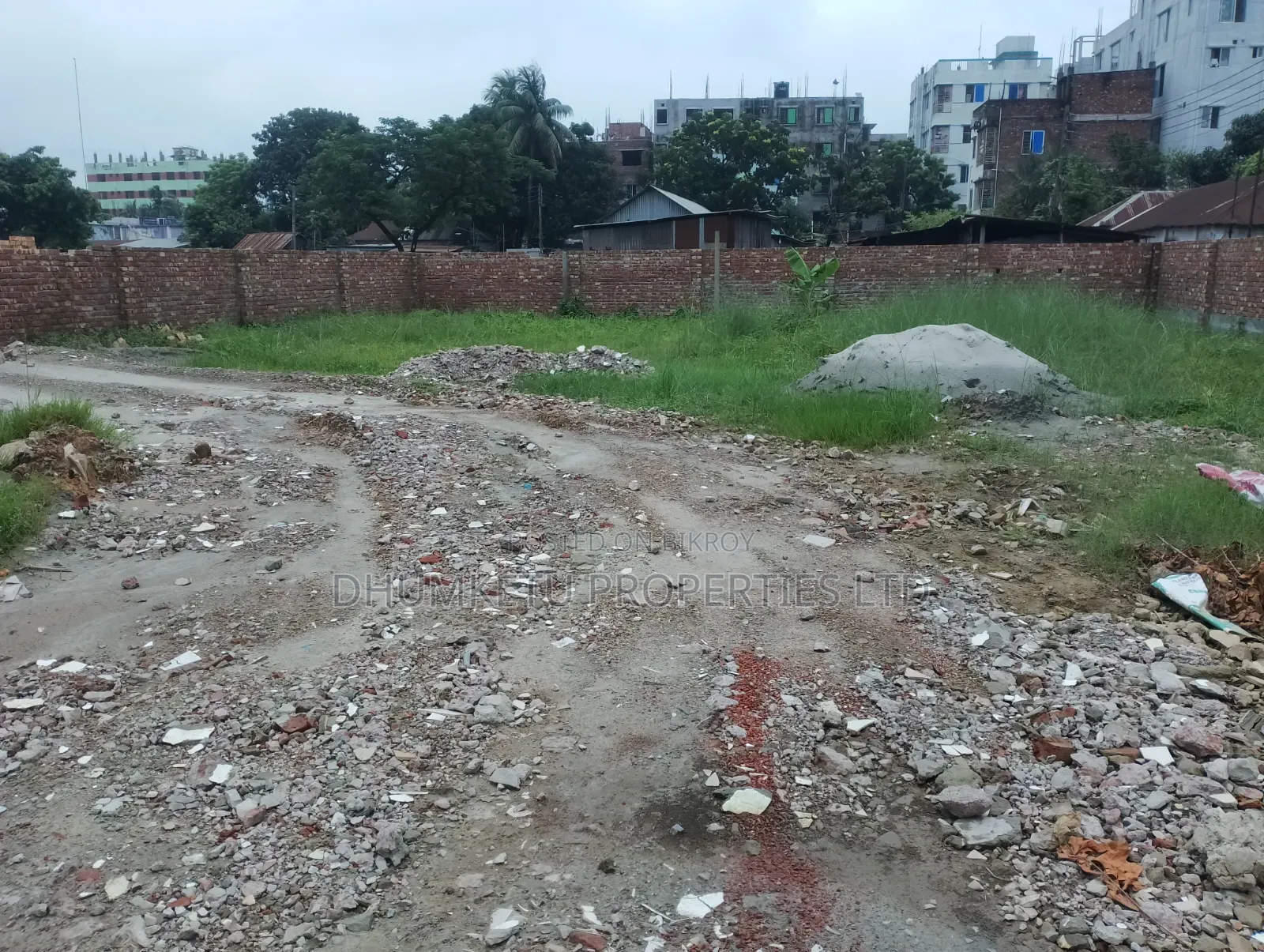 "AIRPORT VIEW" Baunia Bazar, Dhaka Cantonment in Uttara