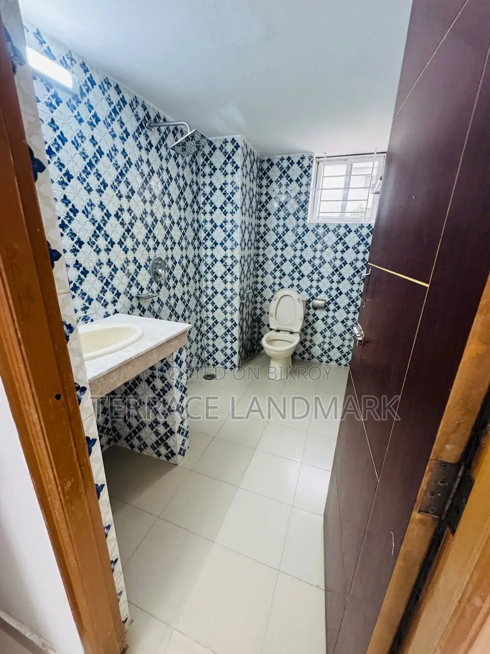 4bdrm Apartment in Basundhara for sale in Basundhara