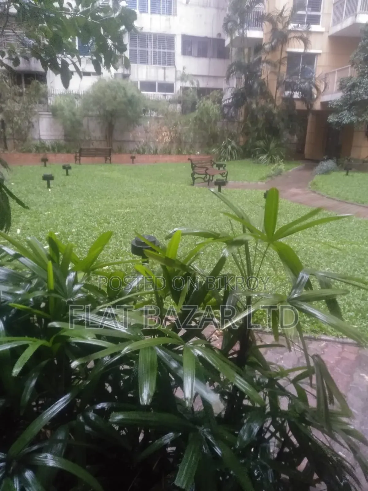 Corner Plot 10 Katha Land Sale at United City in Baridhara