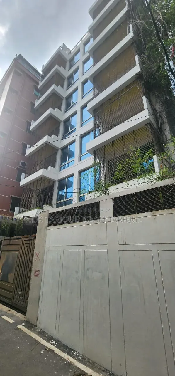 Commercial 7 Storied Building at Mohakhali in Mohakhali