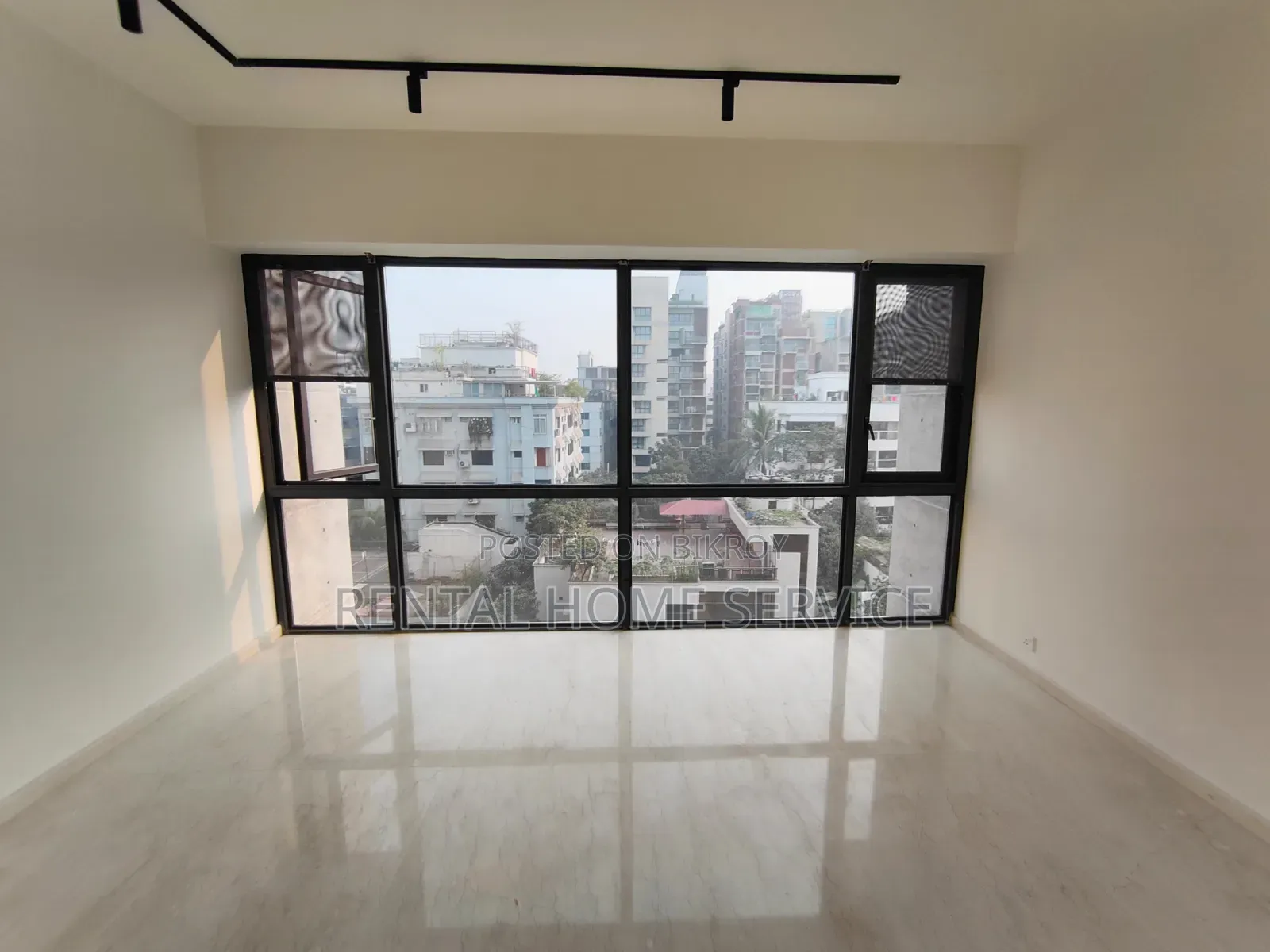 4 Bedroom Apartment in Semi Furnished for Rent in Gulshan