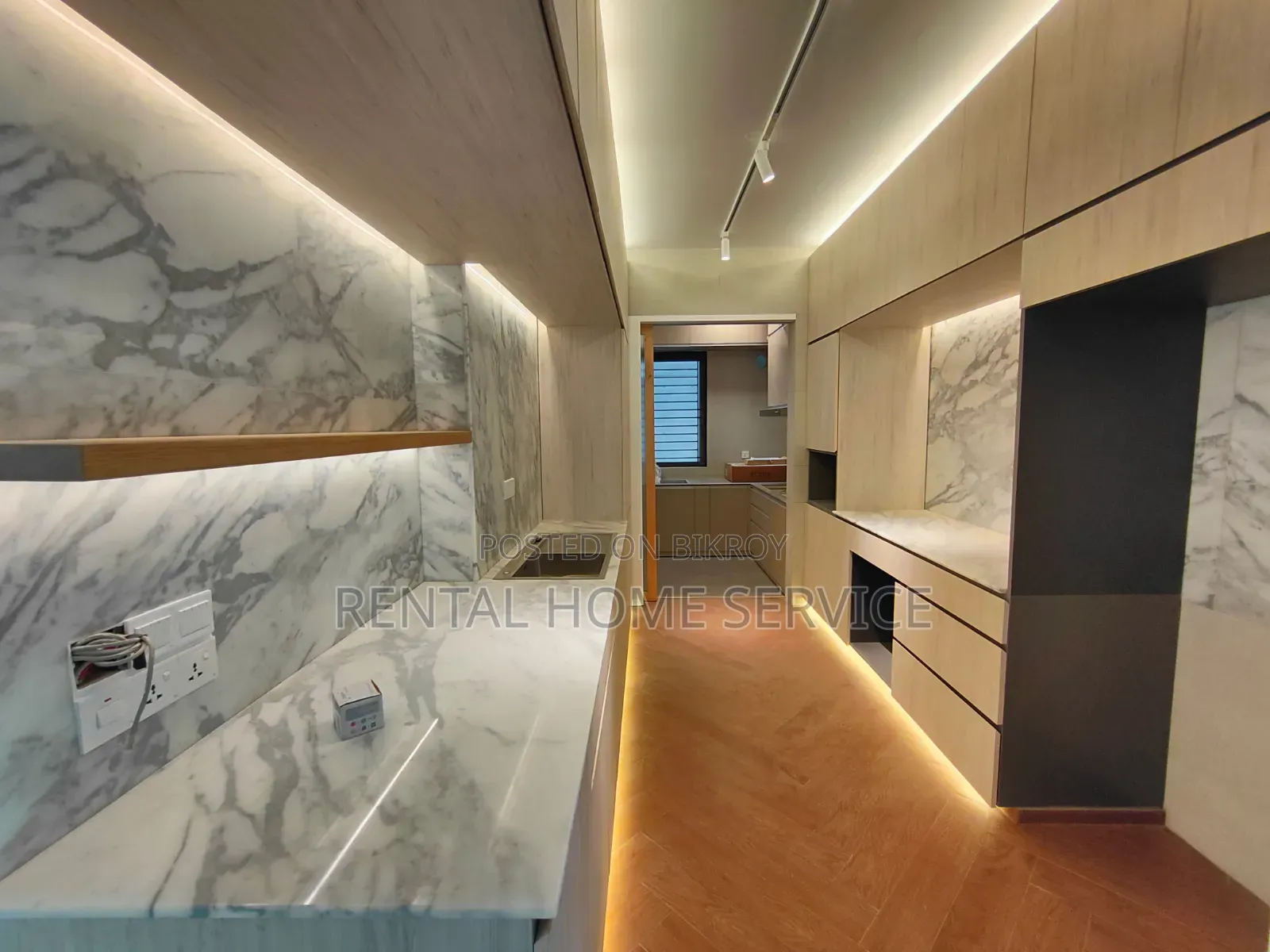 4 Bedroom Apartment in Semi Furnished for Rent in Gulshan