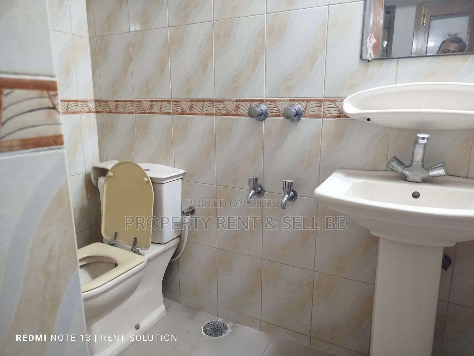 Furnished 3-Bedroom Apartment in Property Rent Sell, Banani for Rent in Banani