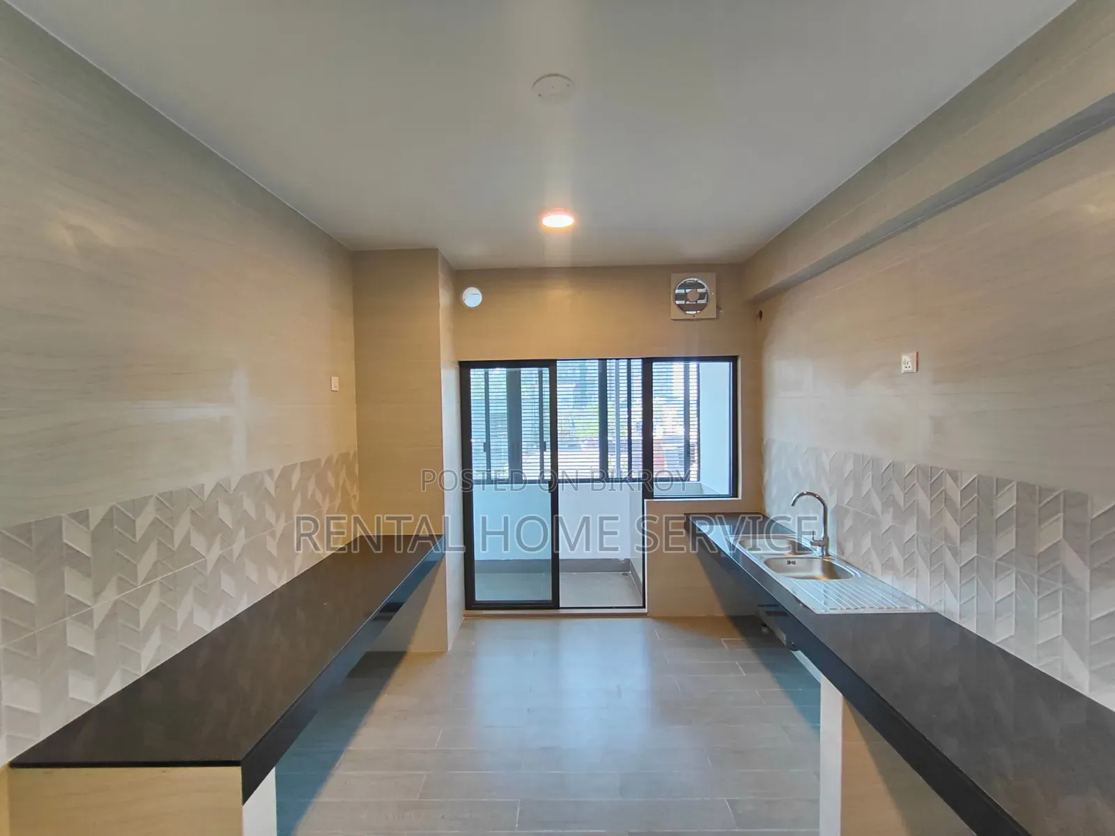 4 Bedroom Apartment in Semi Furnished, Gulshan for Rent in Gulshan