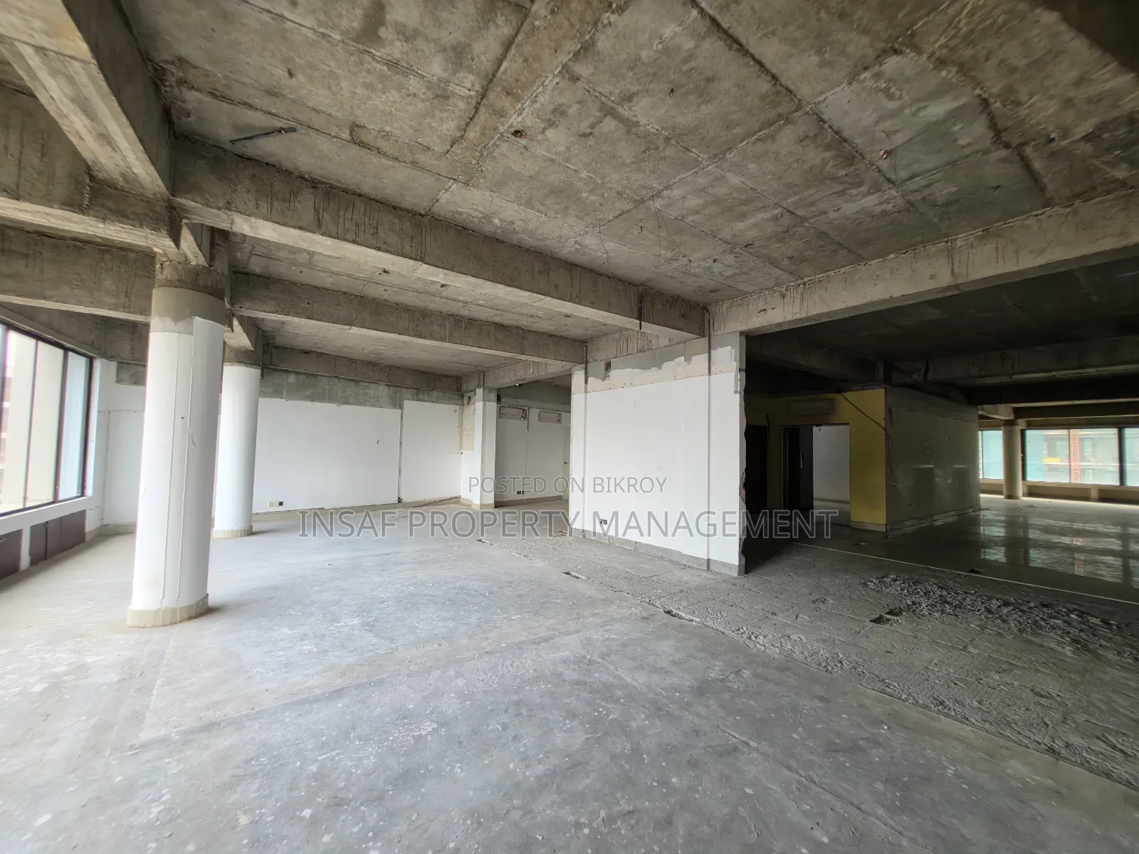 Commercial Overview for 4,000 SQFT at Gulshan 2 Circle in Gulshan