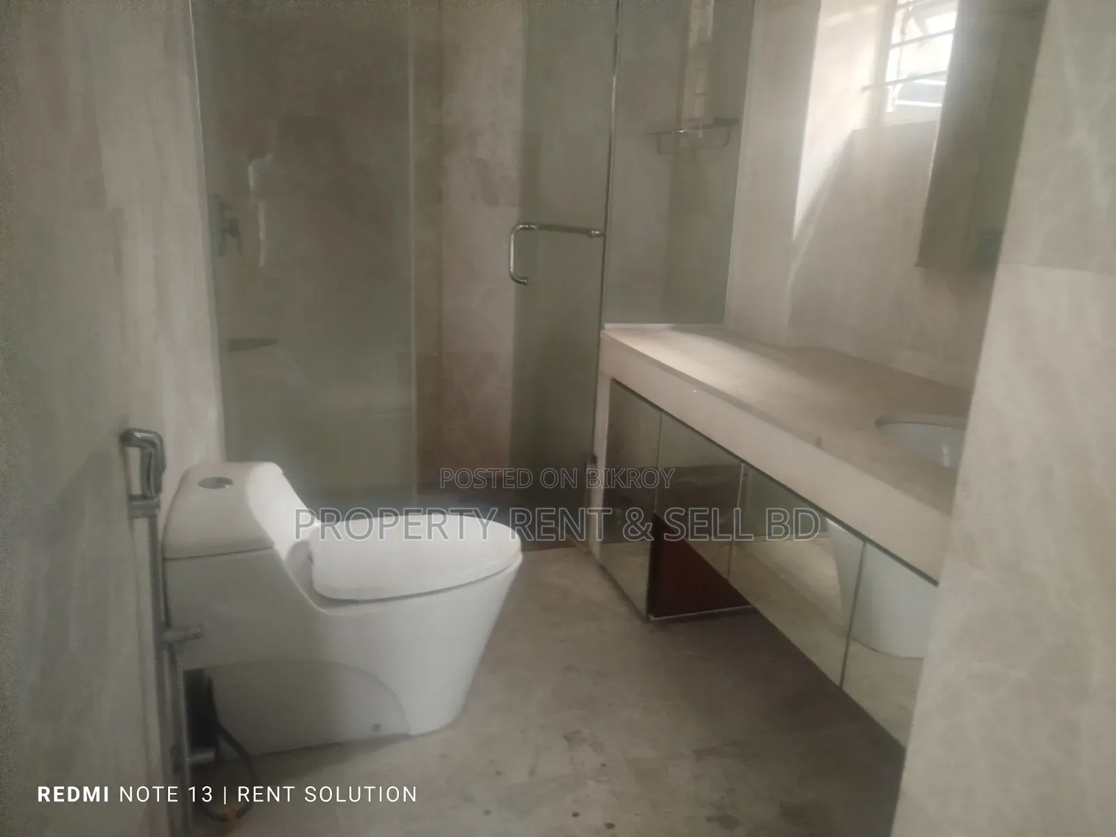 4-Bedroom Apartment in Property Rent Sell, Banani for Rent in Banani