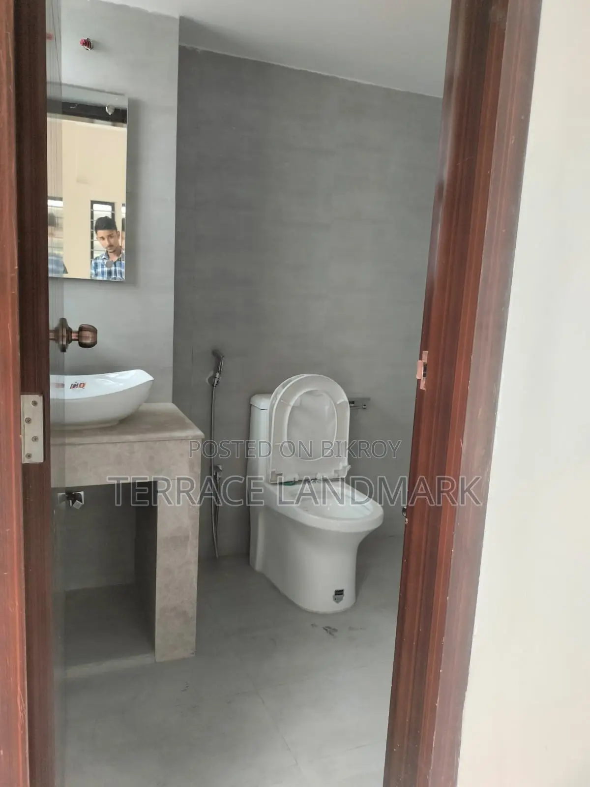 4 Bedroom Apartment in Basundhara for sale in Basundhara