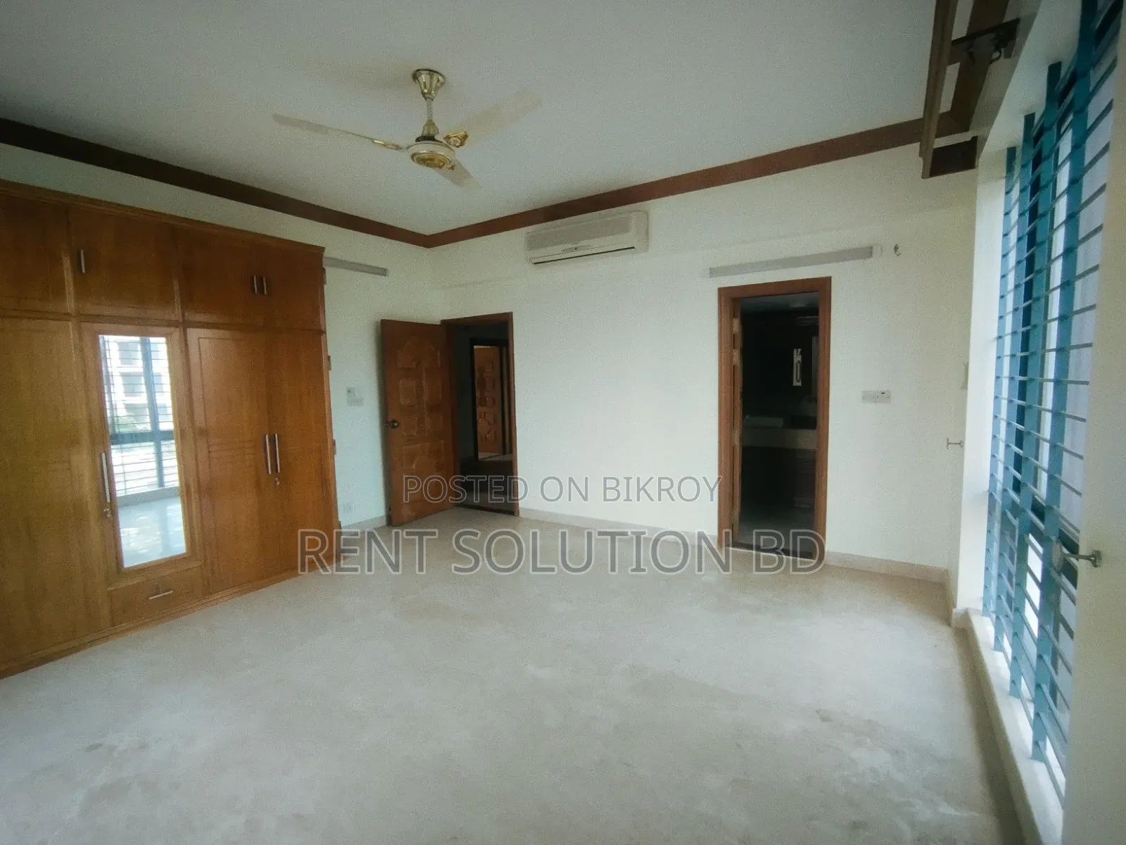 Gorgeous Semi Furnished Office / House Rent at Gulshan 2 in Gulshan