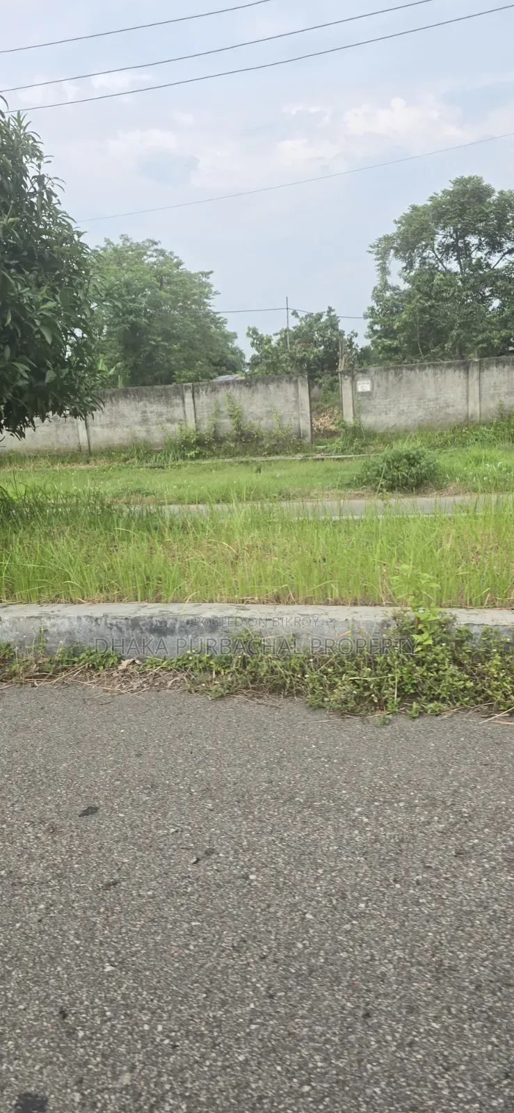 Rajuk Uttara Third Phase 3 Katha Plot For Sale on 60' Road in Uttara