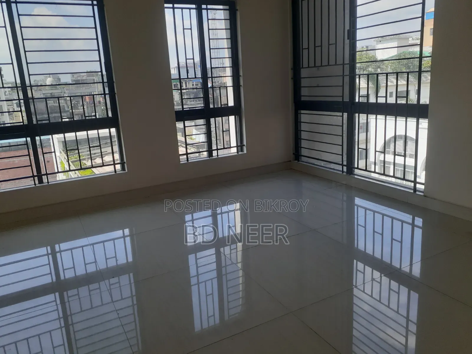 Furnished 4 Bedroom Apartment in Baridhara for Rent in Baridhara