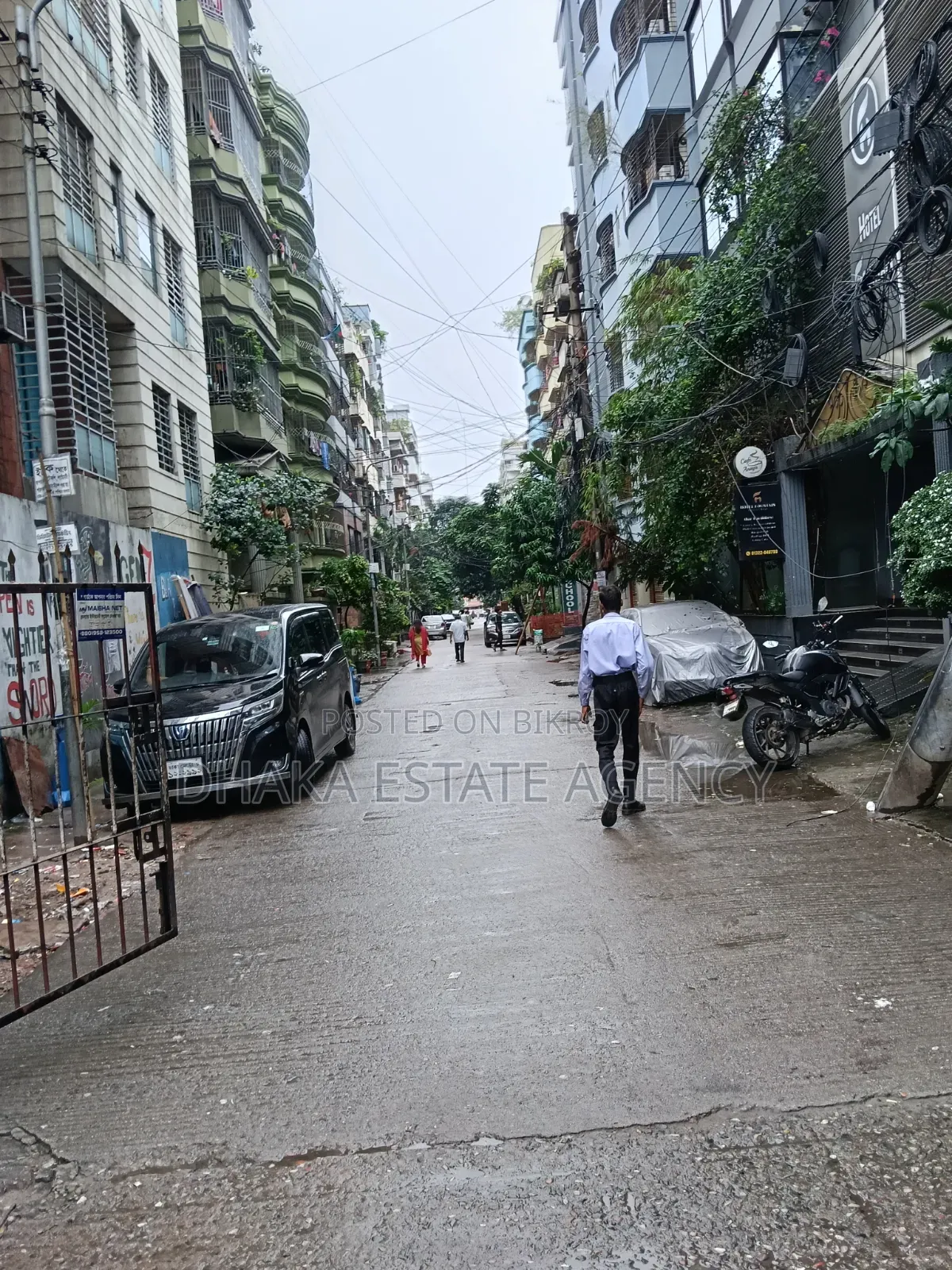Block C, South/East 60/40 Corner 7.50 Katha Plot For Sale in Basundhara