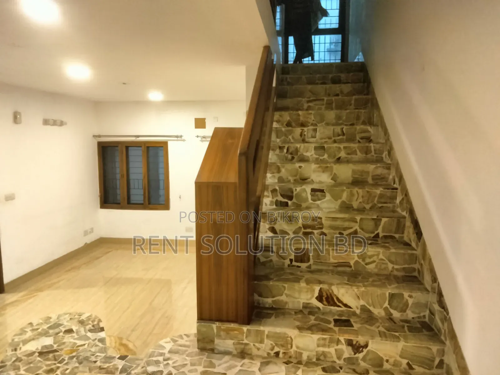 Independent House Rent in Baridhara in Baridhara DOHS