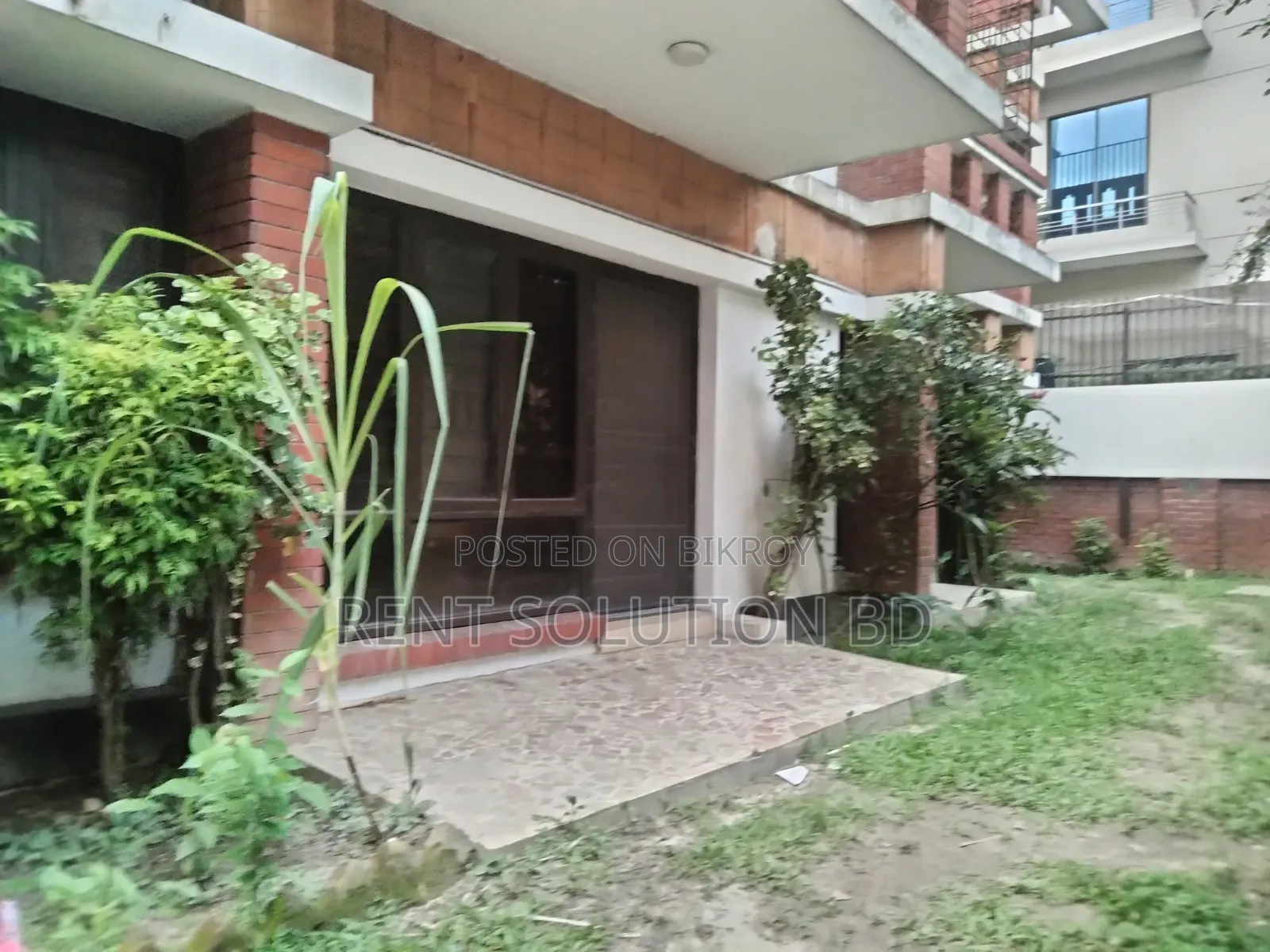 5 Bedroom Villa in Baridhara for Rent in Baridhara