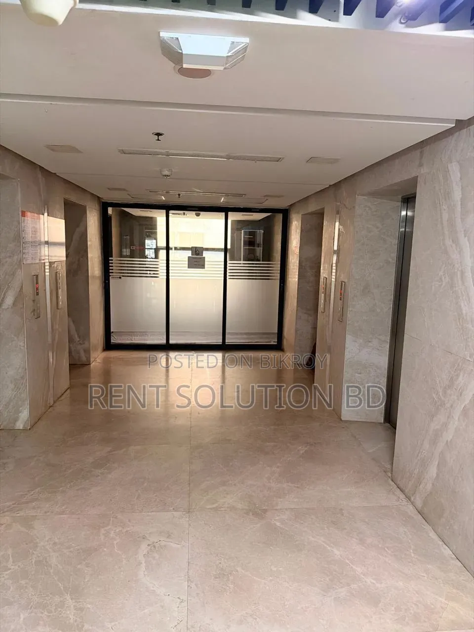 8000 SFT Semi Furnished Commercial Space Available in Bonani in Baridhara DOHS