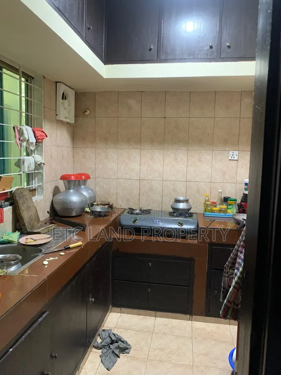 7-Bedroom House in Basabo, Nandipara for Sale in Basabo