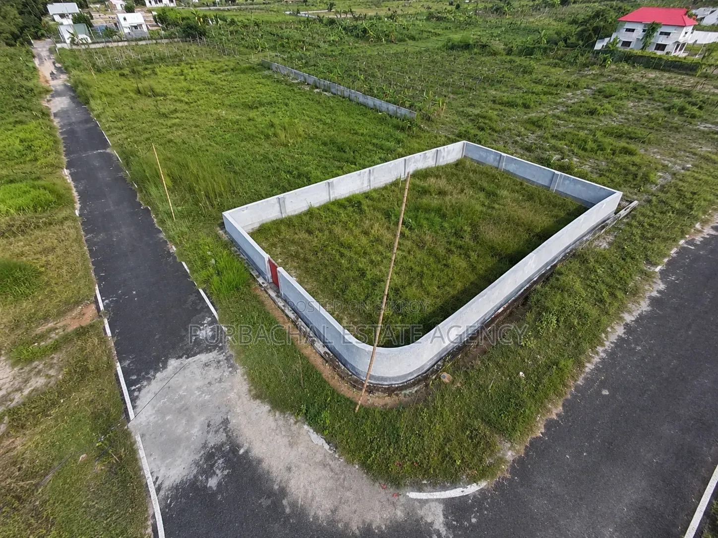 3 Katha South-East Corner Plot With Park View – Purbachal in Purbachal