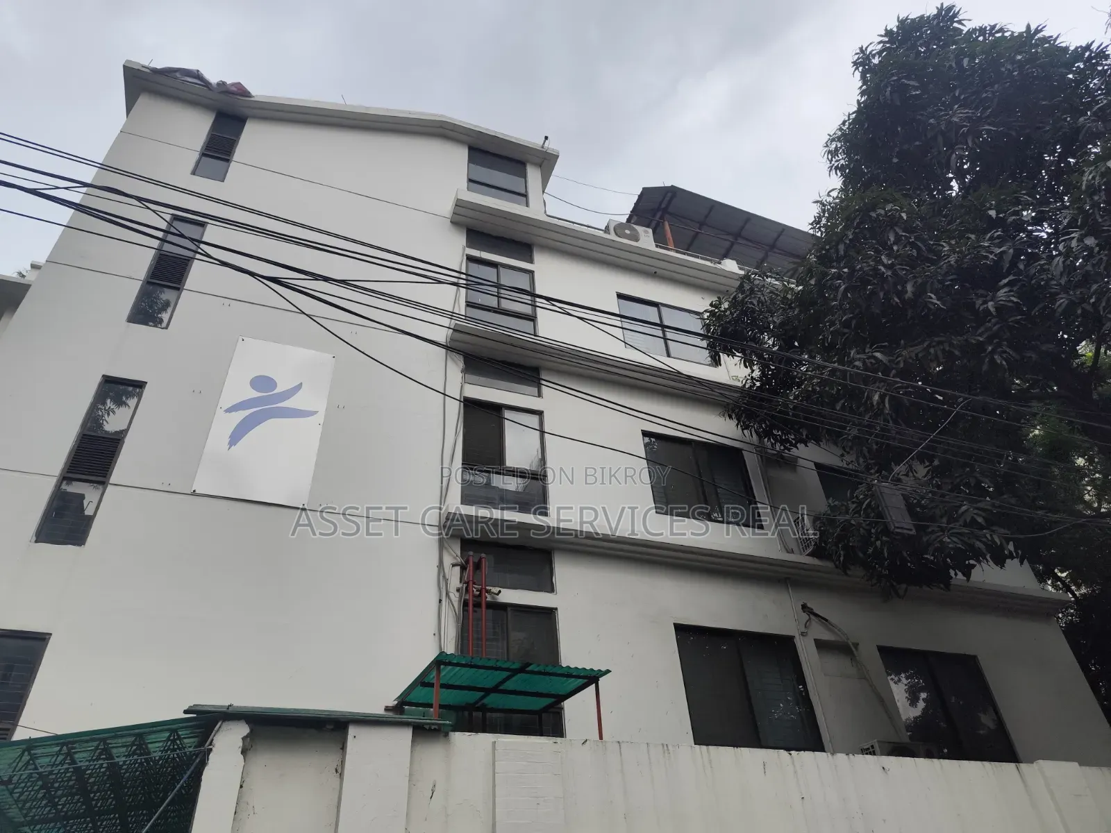 Independent House 7700-Square Feet Office Rent Banani in Banani