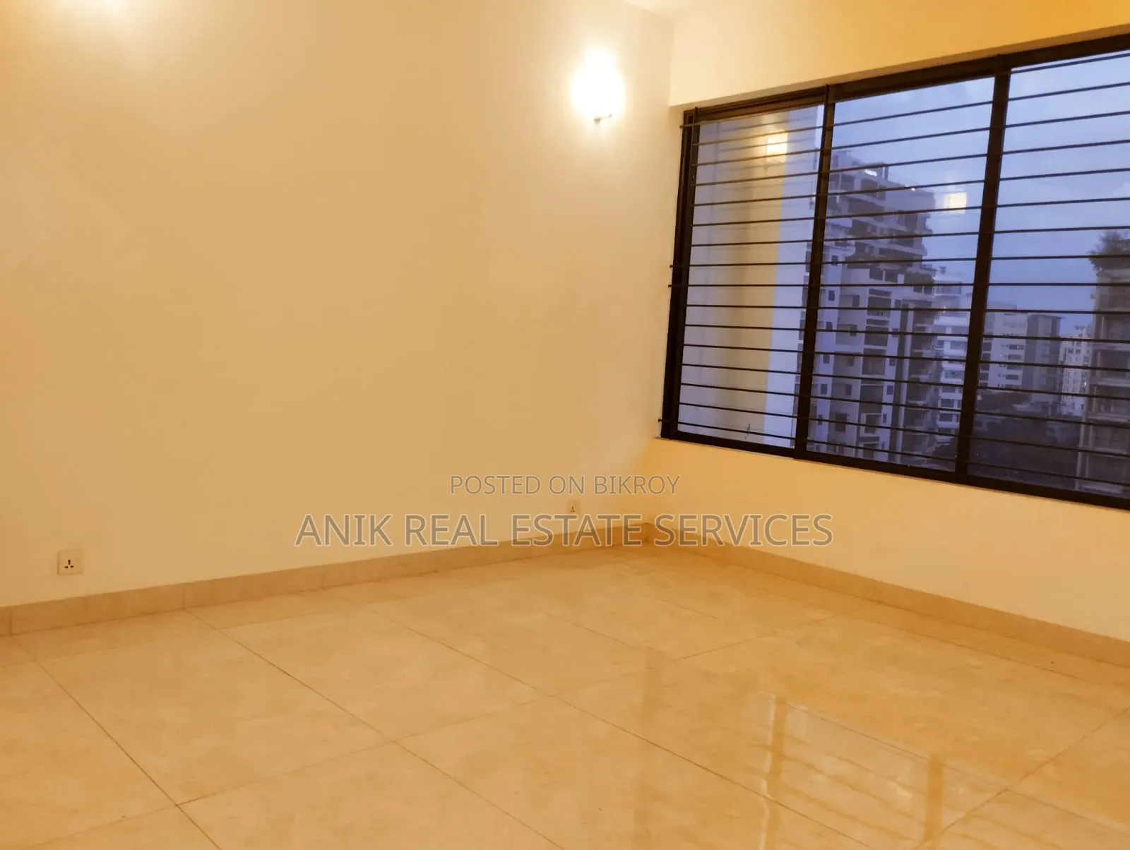 4-Bedroom Apartment in Anik Real Estate, Gulshan for Rent in Gulshan