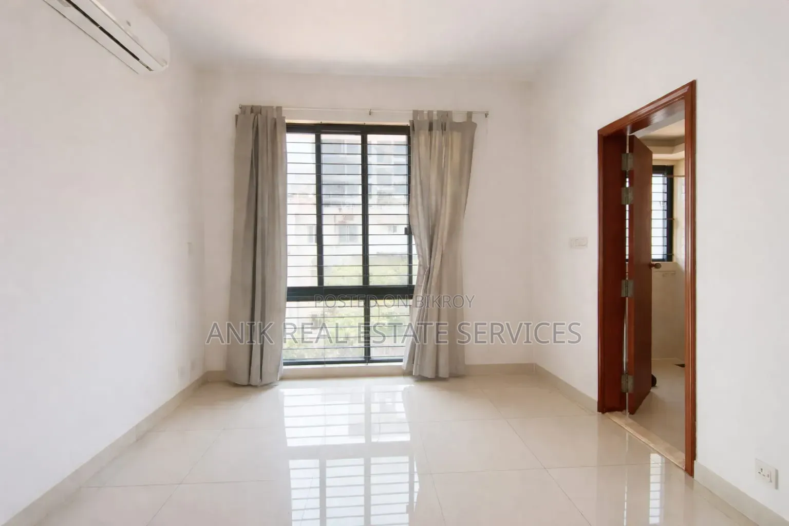4-Bedroom Apartment in Anik Real Estate, Gulshan for Rent in Gulshan