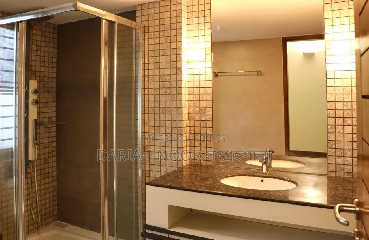 Furnished Four-Bedroom Apartment in Gulshan for Rent in Gulshan